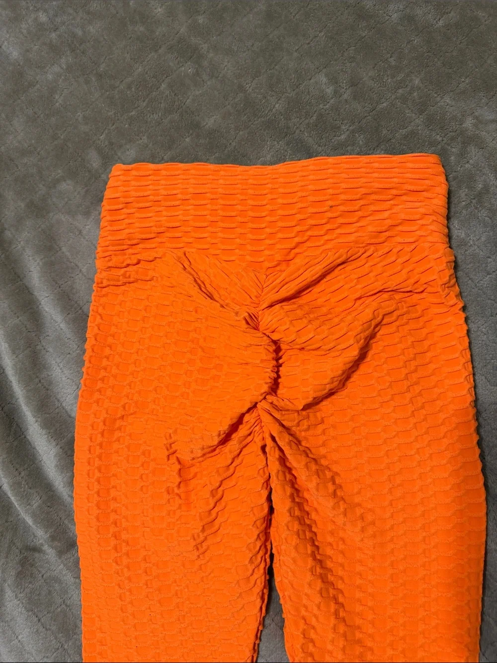 High-Rise Neon Orange Honeycomb-Textured Leggings w/Glute Enhancing Design